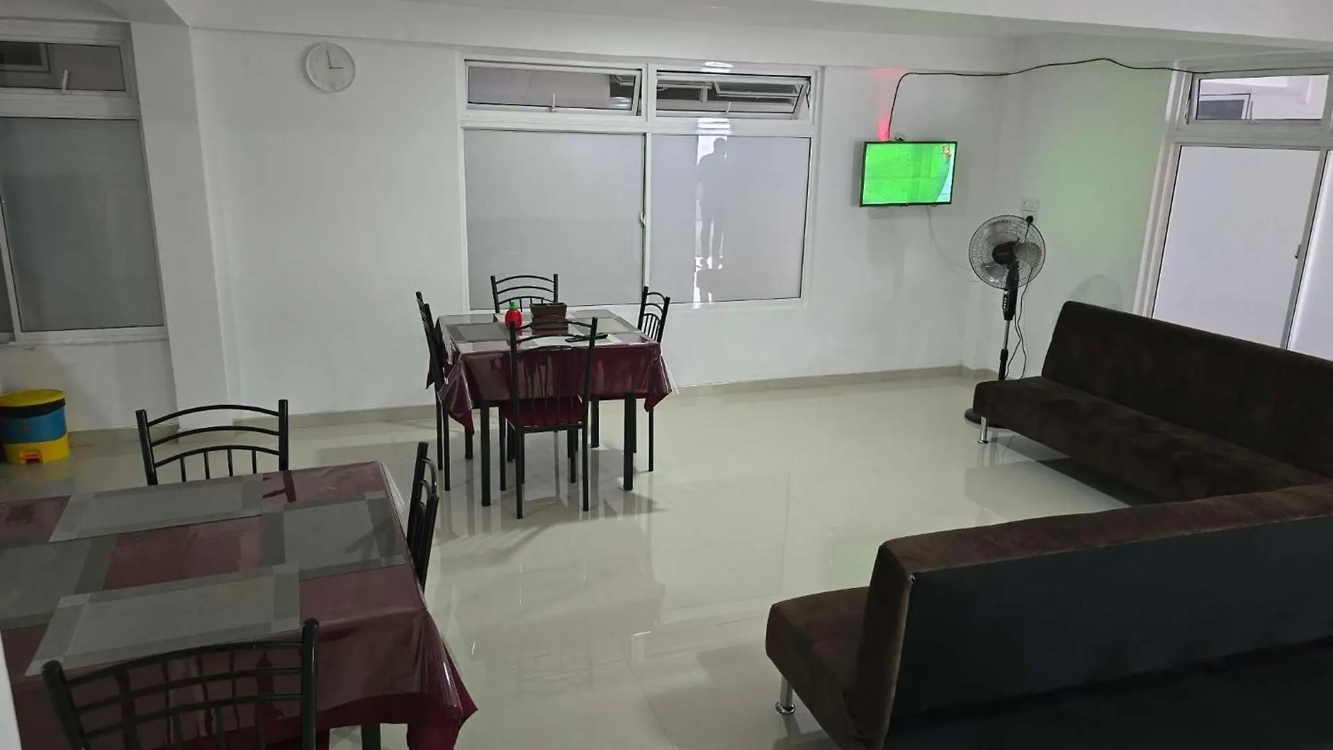 Room In Guest Room - Kandy City View Mpm Guest Room - 2B4 סרי לנקה