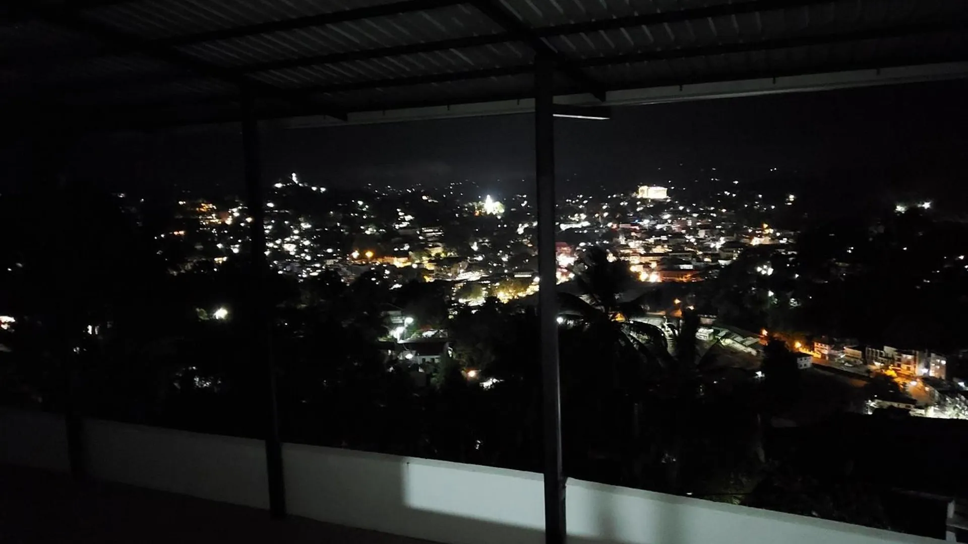 Room In Guest Room - Kandy City View Mpm Guest Room - 2B4 Guest house